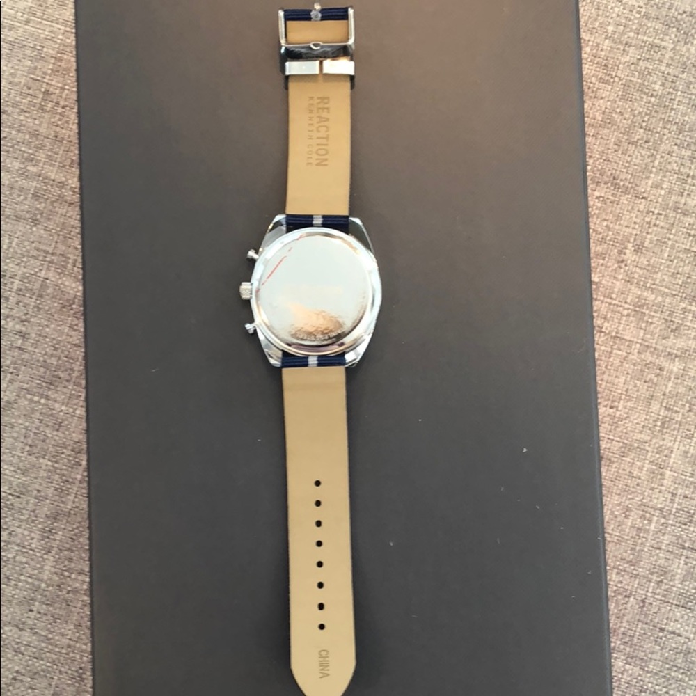 Bogo 50%Nwot Kenneth Cole Women’s Watch - image 8